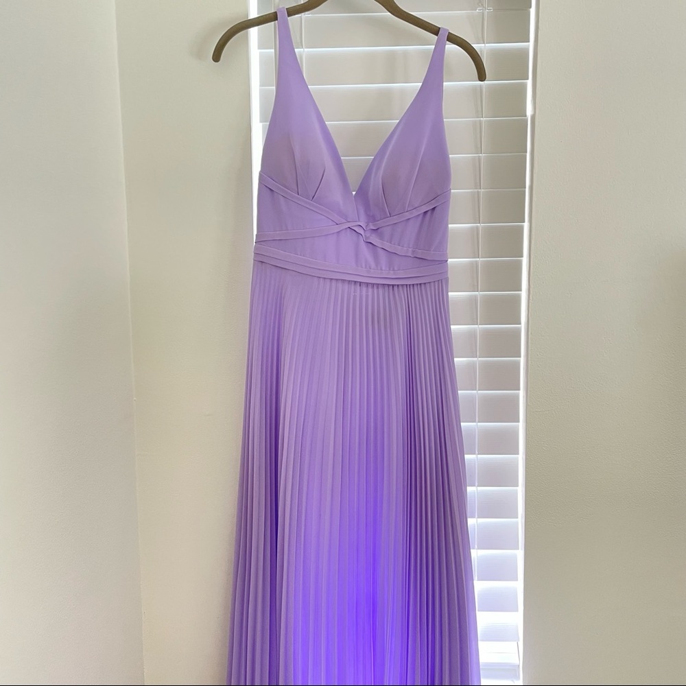 laundry by shelli segal pleated maxi dress